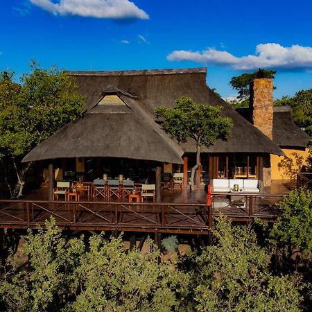 Nungubane Game Lodge Welgevonden Game Reserve ภายนอก รูปภาพ